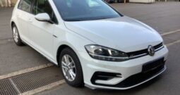 VW Golf Comfortline 2.0 TDI SCR DSG
