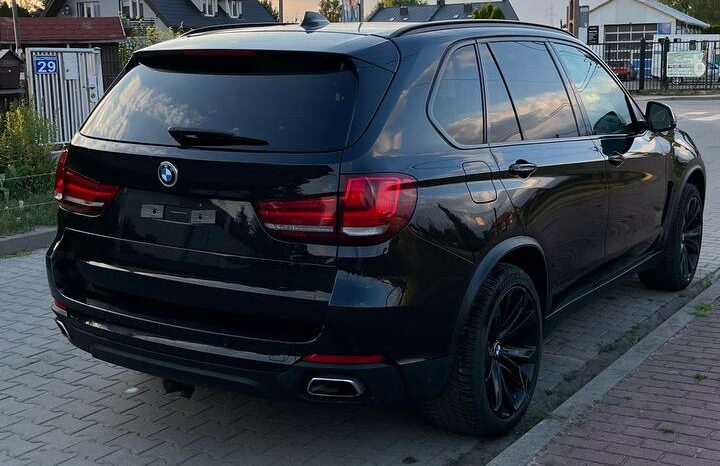 
								BMW X5 3.0d xDrive full									